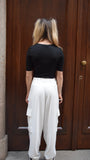 T-SHIRT CON TWIST NERA