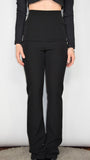 Pantalone con aperture laterali