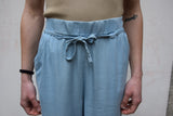 PANTALONE CHAMBRIE CON ELASTICO IN VITA