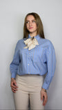 Camicia a righe con fiocco